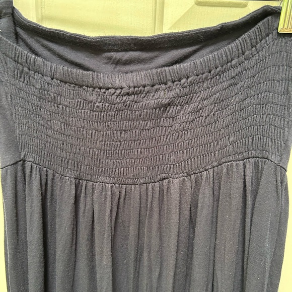 Strapless Maxi NavyBlue ‘Design History’ dress. Medium Elastic back panel. Soft! - Picture 4 of 5